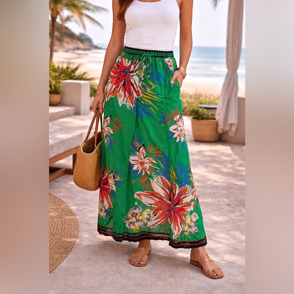 🌴 Free Market Tropical Floral Maxi Skirt – Size M
